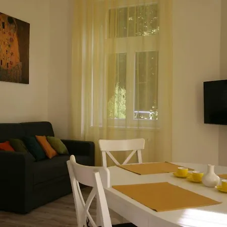 Svahova 14 Apartment Karlovy Vary