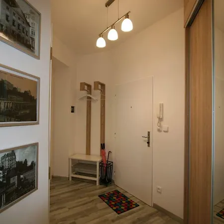 Svahova 14 *